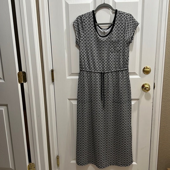 Talbots Dresses & Skirts - T by Talbots dress size medium petite